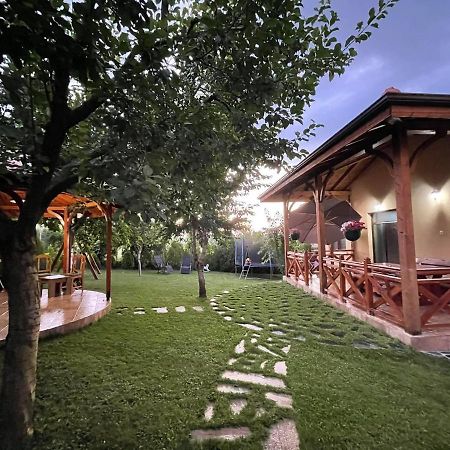 Guest House Marchini Sapareva Banya ภายนอก รูปภาพ